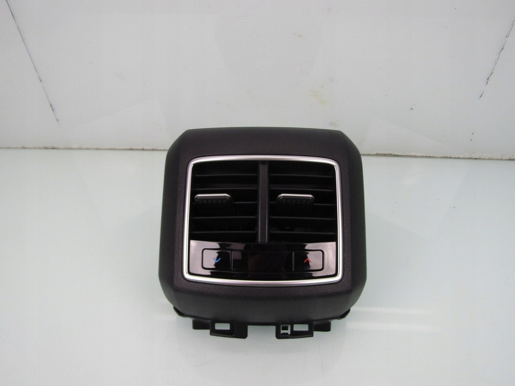 фото №1, Kia sportage v 24r решётка обдув впуск воздухозаборник задняя задняя задняя 97040-r2101