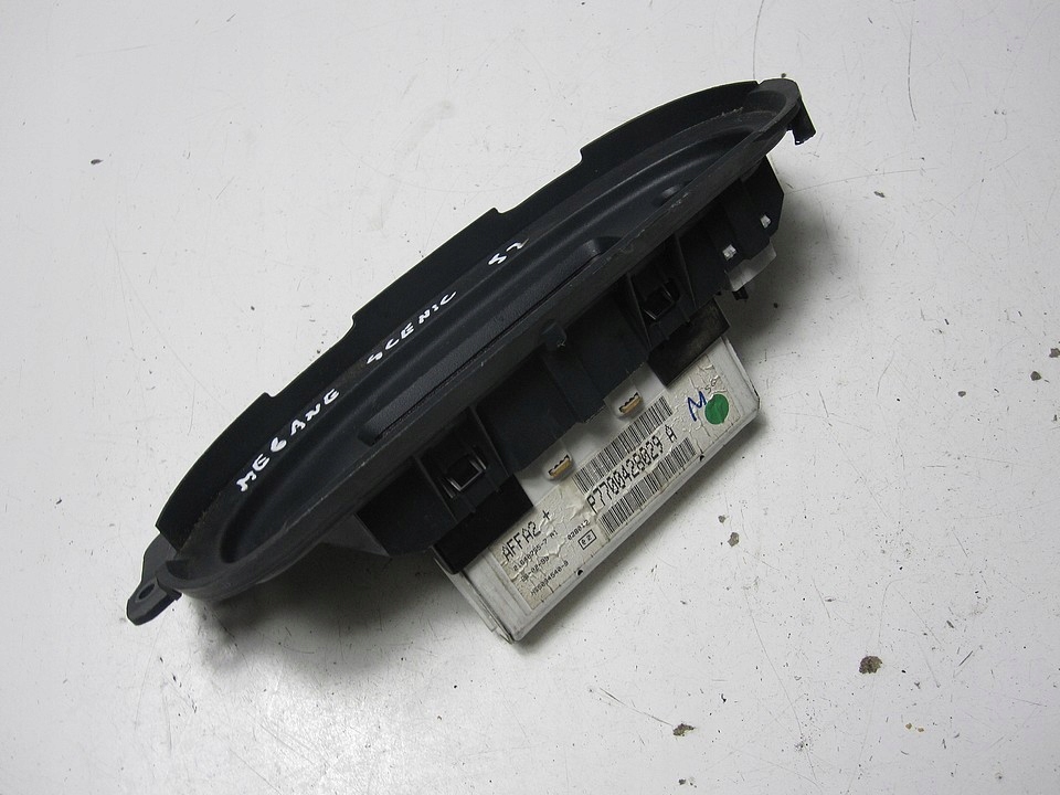 фото №8, Годинник дисплей renault megane scenic 92r