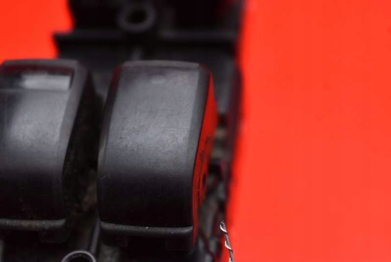 фото №13, Панель управление окон eu 84040-13060 toyota corolla verso 1 i 01-06