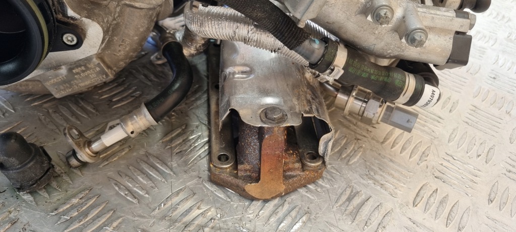 Bmw g05 g06 g07 b57 40d 3.0d turbo турбонагнетатель турбина 8596255 8596253 Доставка