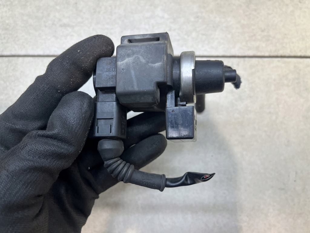 фото №5, Клапан вакуумa audi a4 b6 1.9 tdi 059906629a