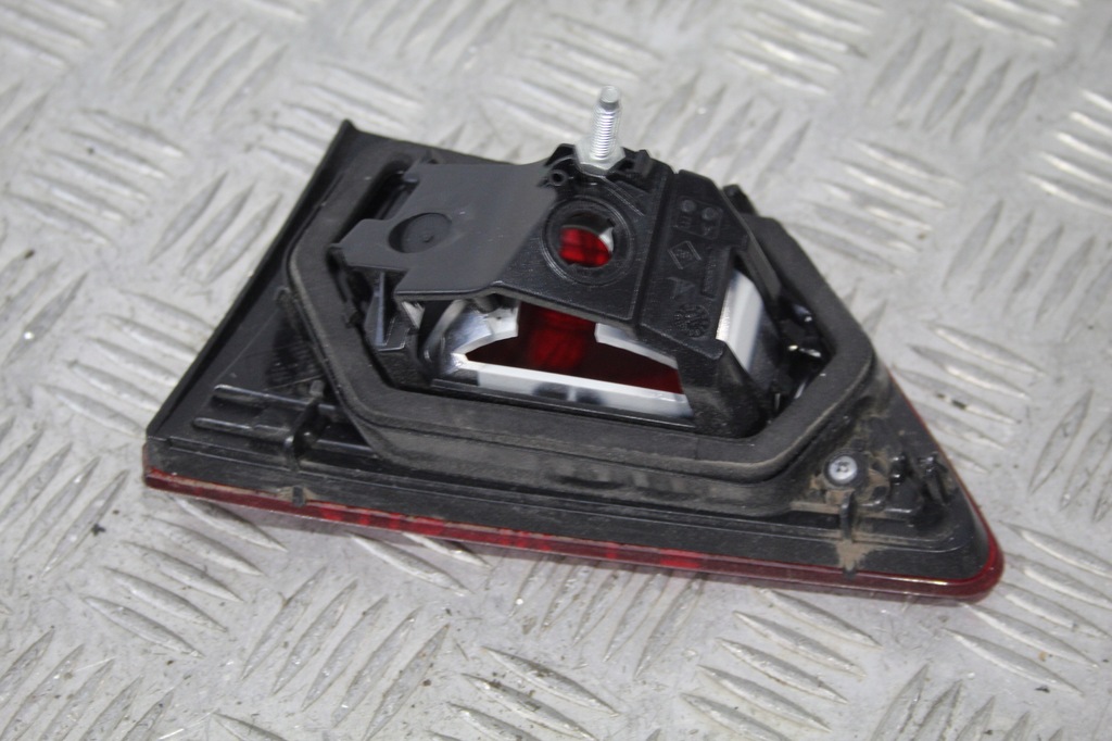 фото №2, Лампа кришки лівий задня renault clio iv 265552424r