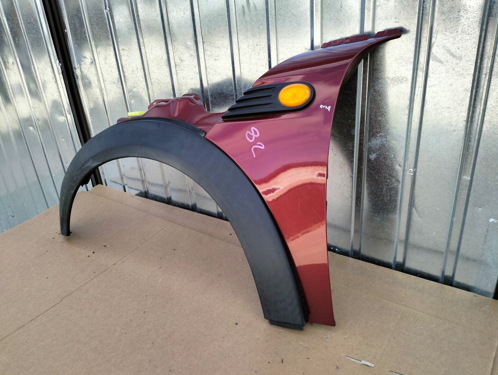 Крыло  левое  перед mini cooper r56 lata 2006-2010 цвет 857/3 nightfire red с Разборки