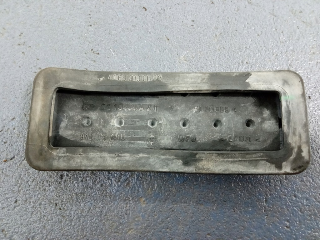 фото №8, Mercedes b w245 a w169 накладки na педалі комплект