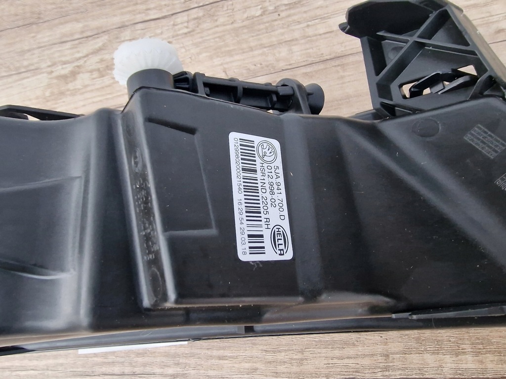 фото №3, Skoda rapid po рестайлінг правий протитуманна фара hella оригінал