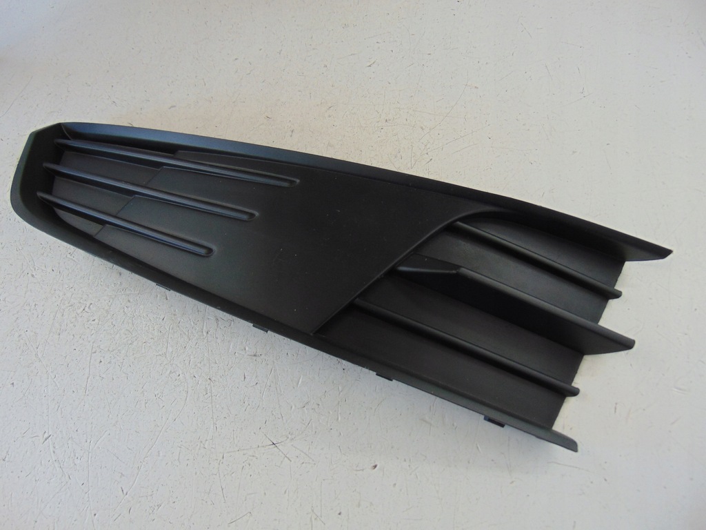 фото №6, Решётка заглушка левая skoda fabia iii 6v0807367