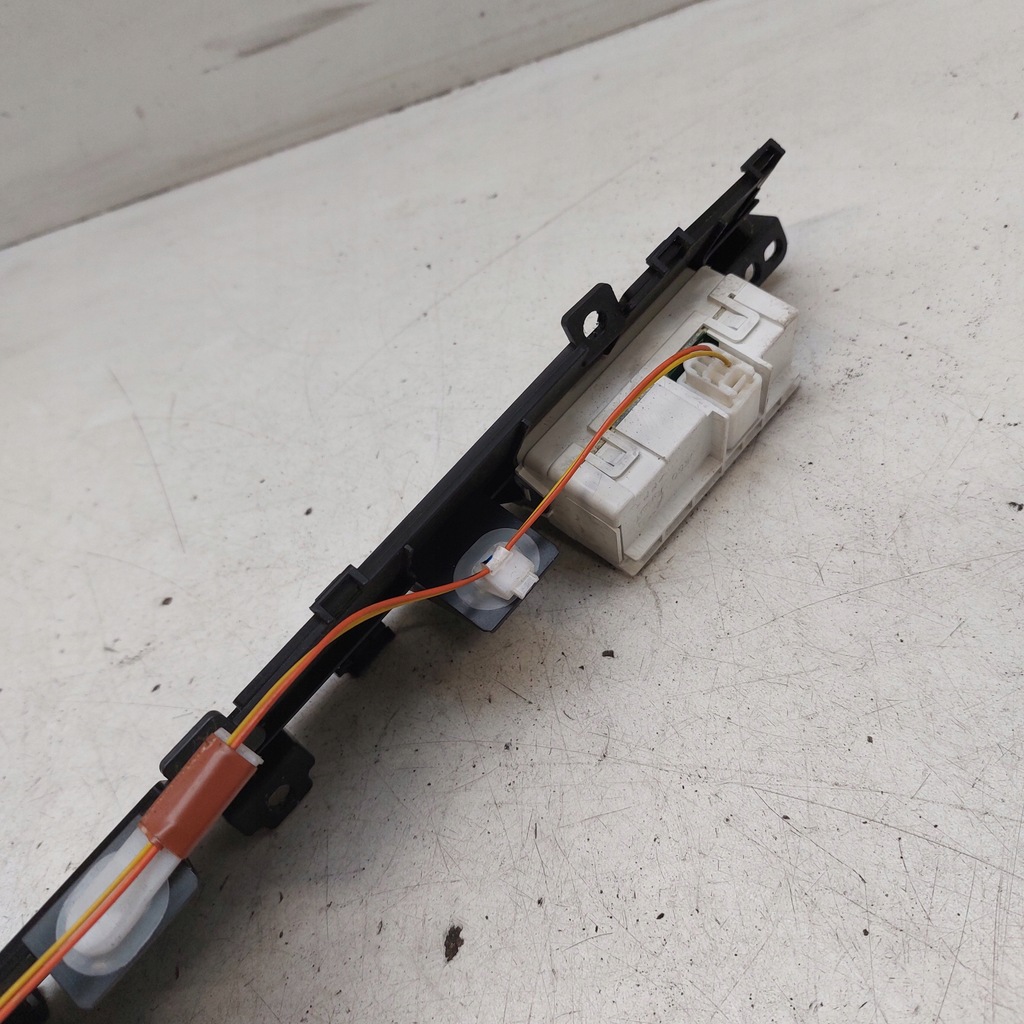 фото №6, Toyota prius 2 ii дисплей индикатор ремней