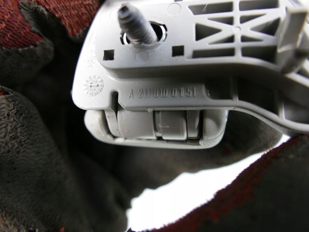 фото №4, Mercedes cls w219 ручка стельовий кронштейн