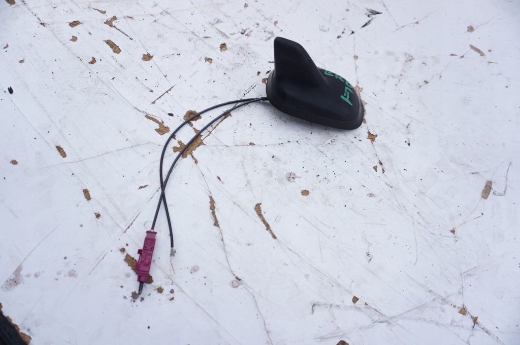 фото №1, Антена дахова skoda superb 2 ii