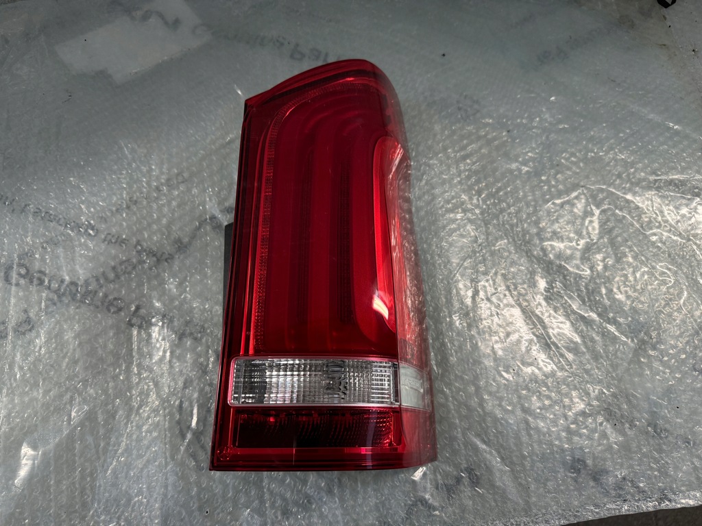 фото №1, Mercedes vito v-klasa w447 правая задняя лампа