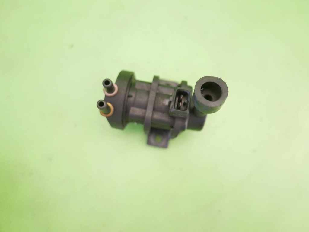 фото №9, Клапан вакууму alfa romeo 145 1.9td ar33601