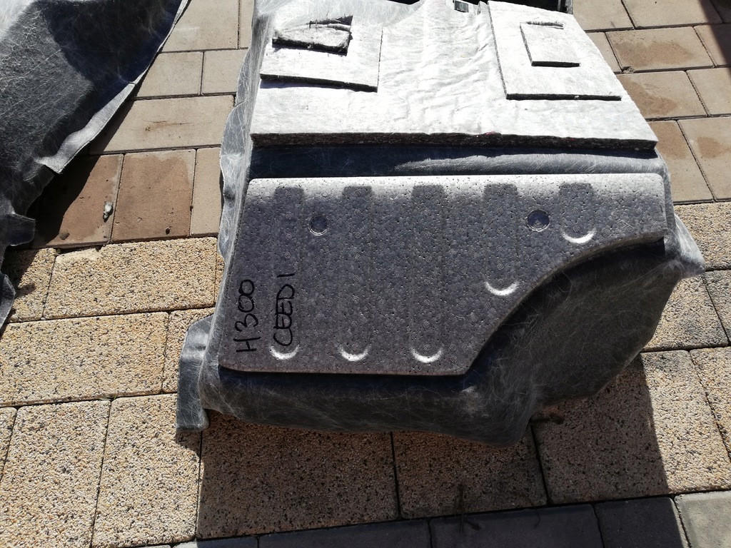 фото №6, Обшивка килимок kia ceed i 07-12