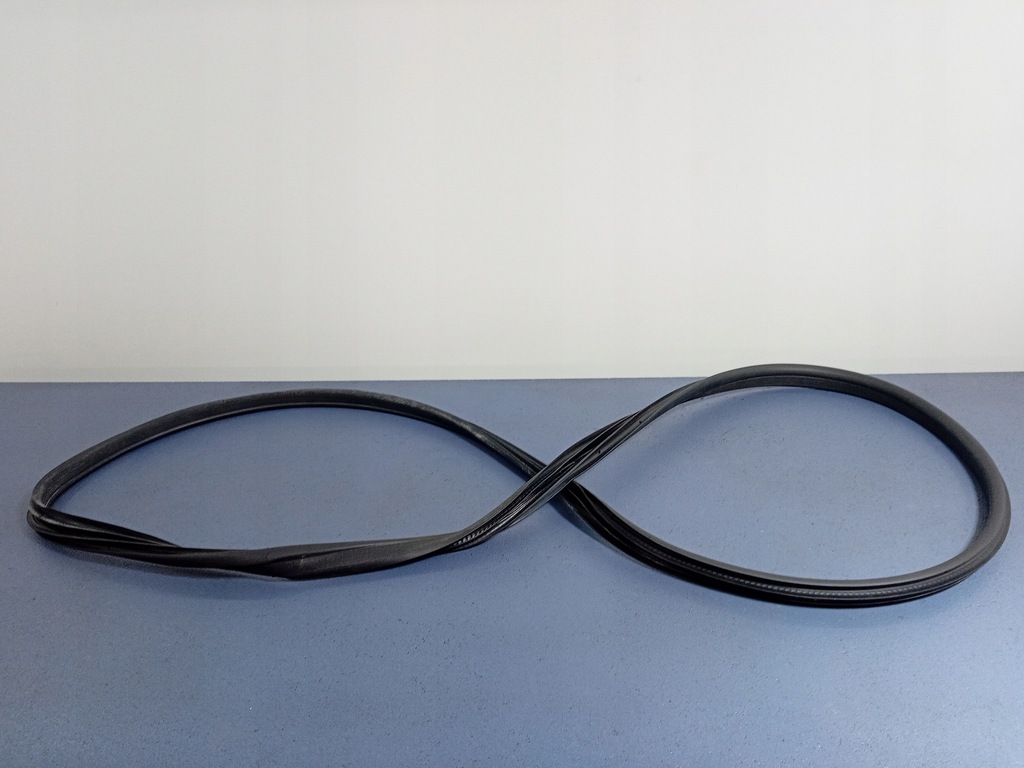 фото №1, Ford mondeo mk4 прокладка дверь перед правая