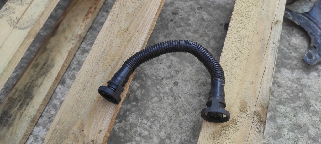 фото №1, Шланг вентиляция картера seat altea 2.0 tfsi