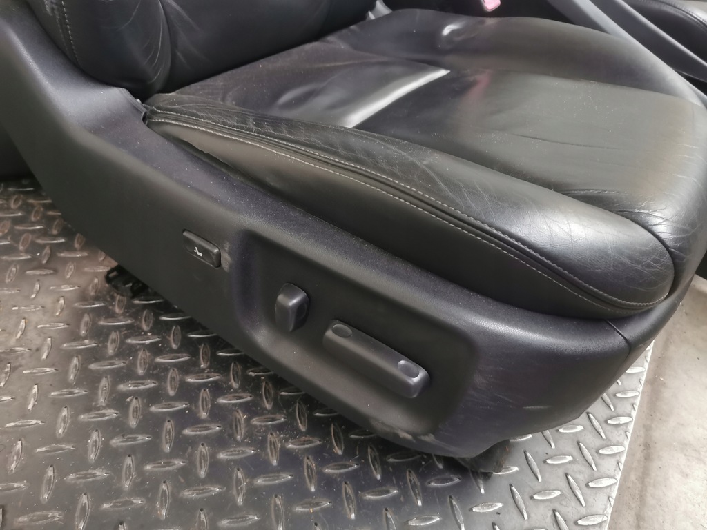 фото №7, Сидіння заднє сидіння шкіра toyota avensis t27 kombi uk