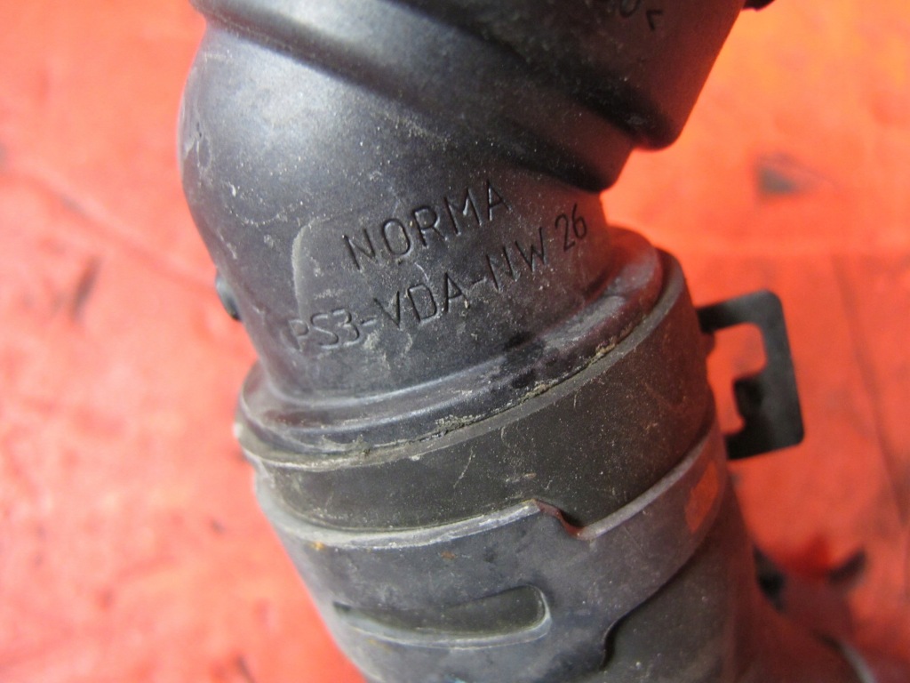 Toyota verso r2 09- 1.6 d4d шланг пабтрубок  труба воды Оригинал