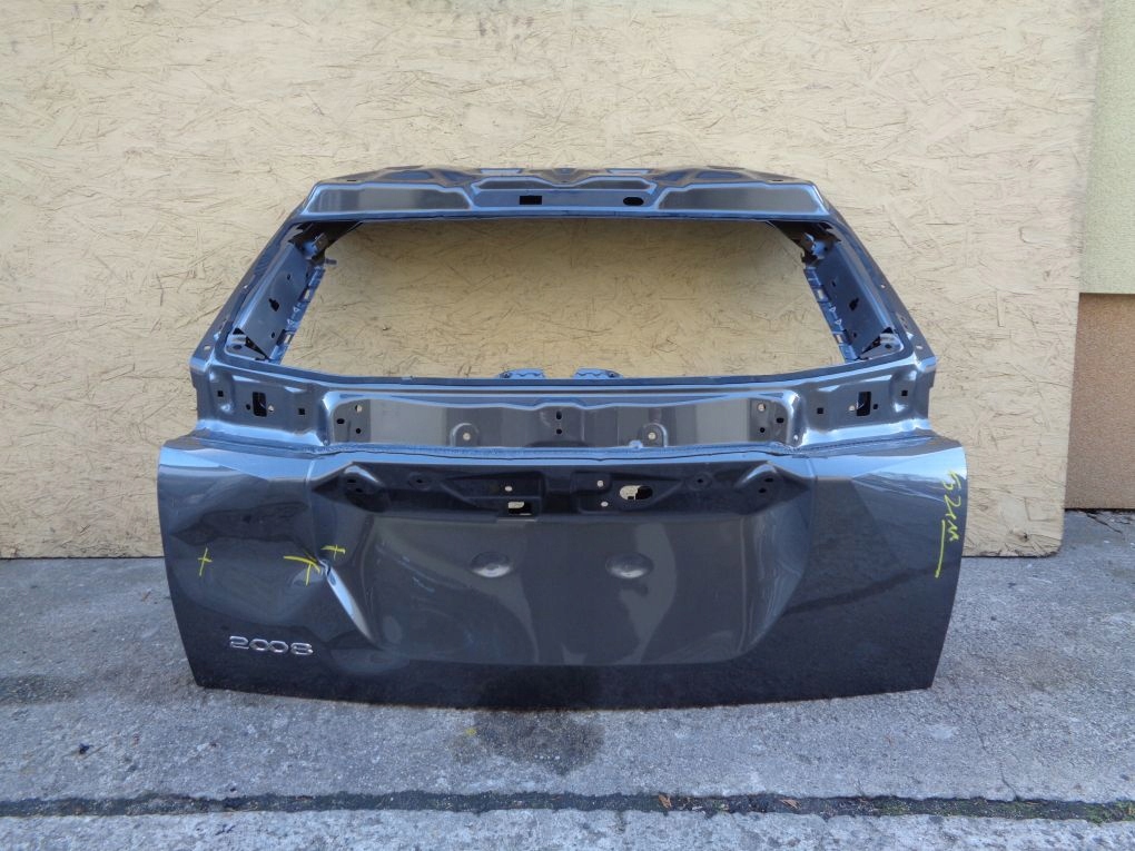 фото №1, Peugeot 2008 ii 2019- крышка багажника задняя