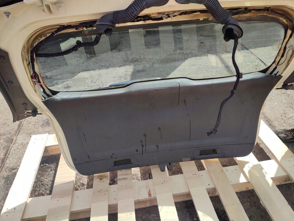 фото №4, Mercedes w247 задня кришка багажника багажника комплектна