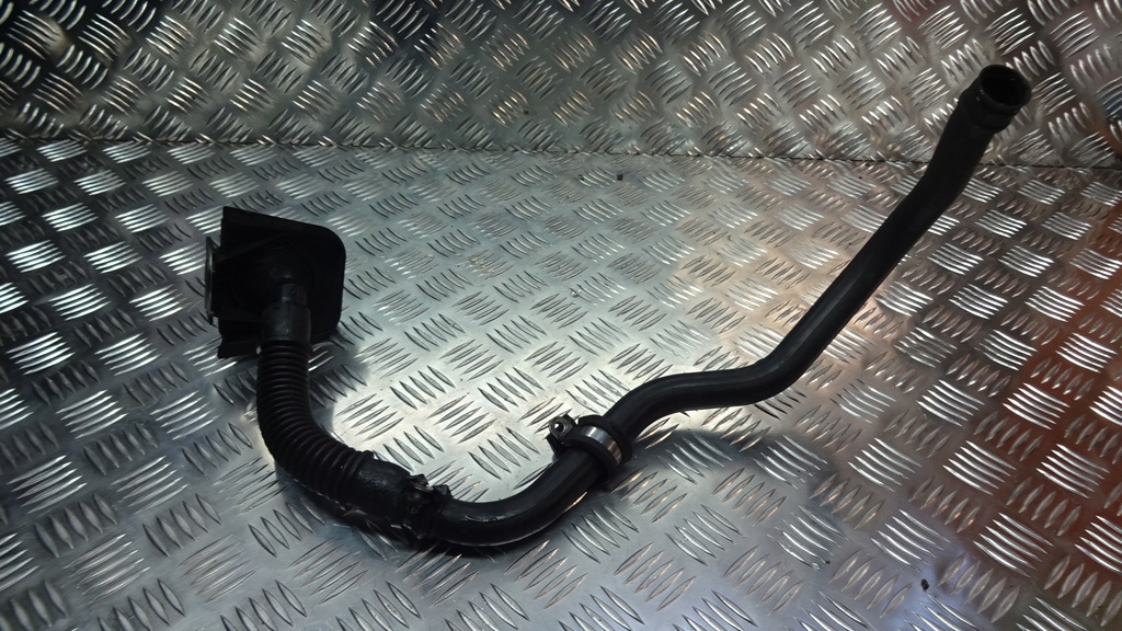 фото №1, Заливная горловина масла mercedes vito ii w639 2.2 cdi 6460160329