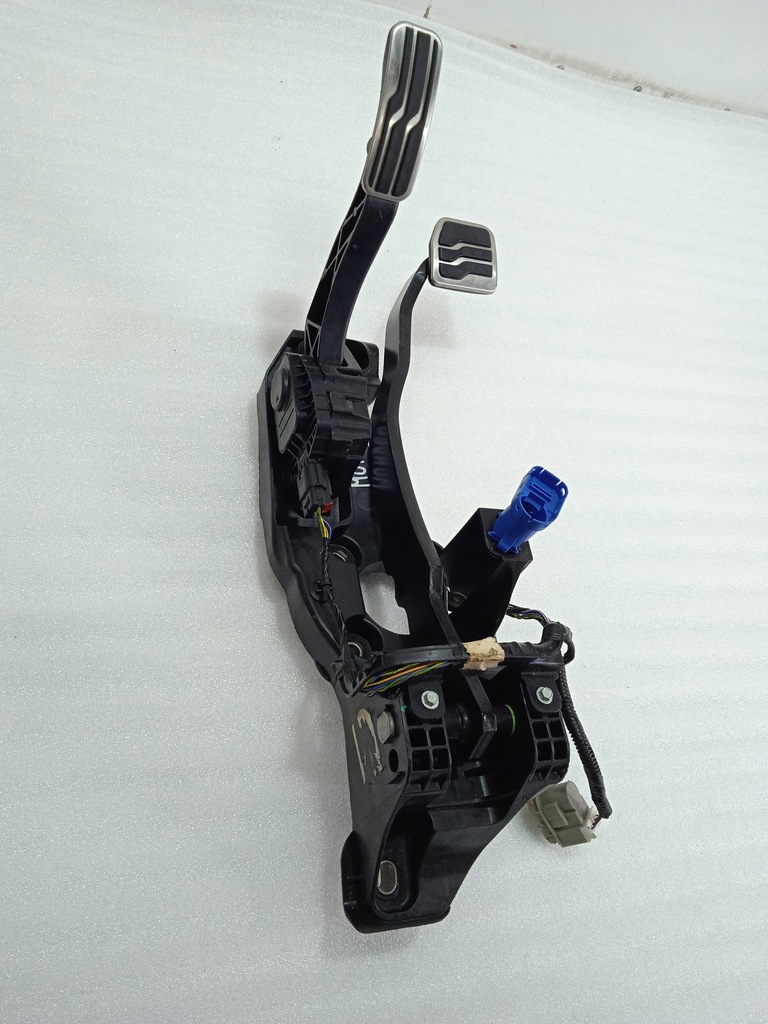 фото №3, Ford mondeo mk5 ecoboost gaz тормоз педали