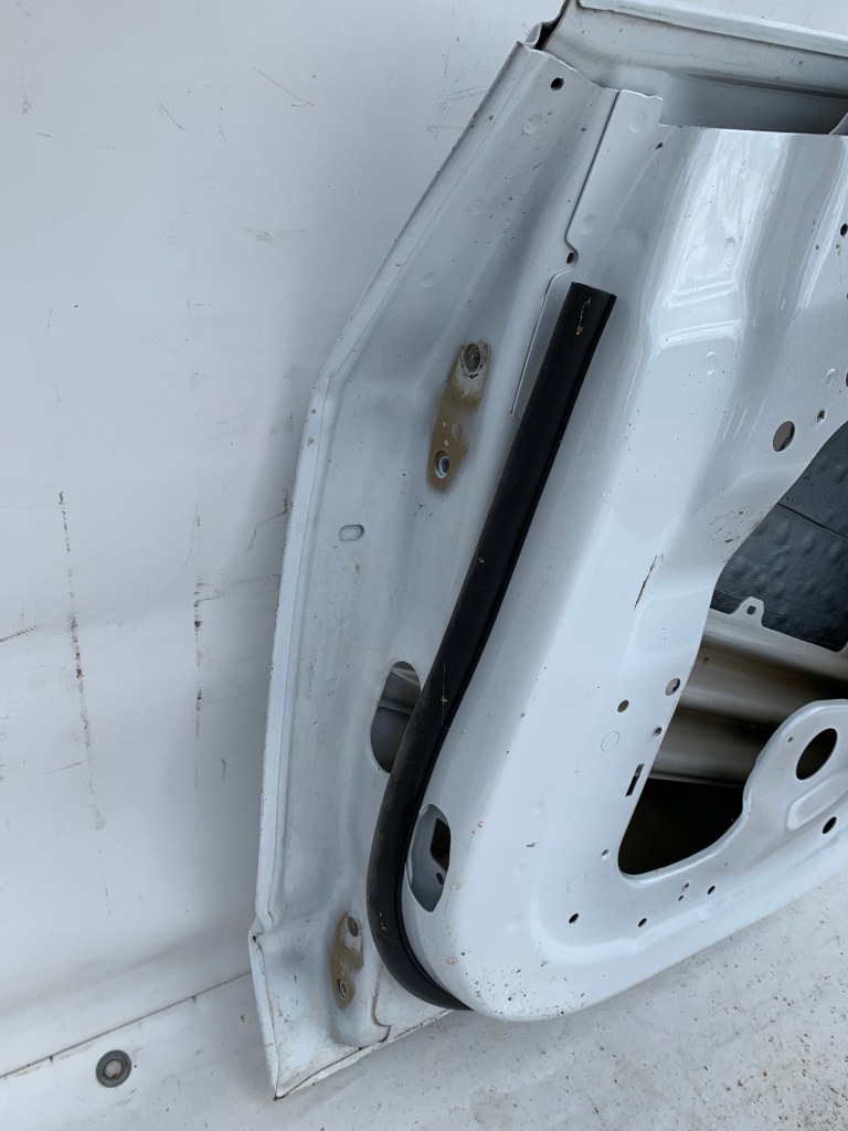 фото №4, Tesla 3 iii двері правий задня задні праве