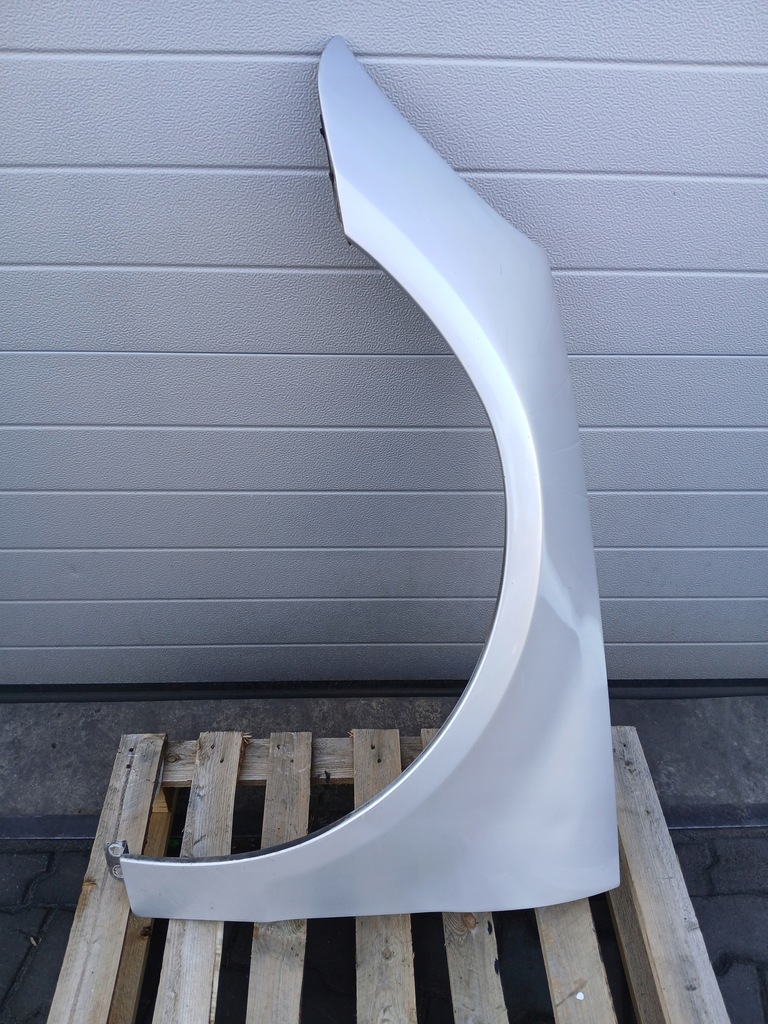 фото №1, Крила лівий mercedes r klasa w251 сріблястий