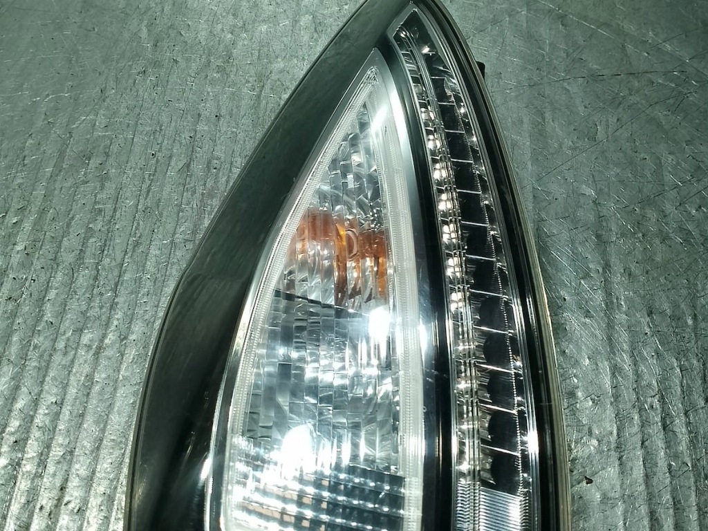 Купить Фара задняя левая mazda 5 c31751160