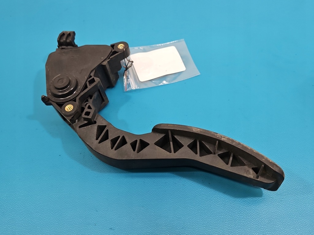 Купить Педаль газа потенциометр renault megane iii 180020022r 1.5 dci