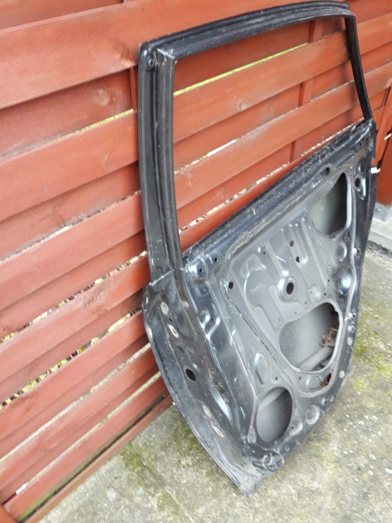 Дверь lexus rx 03-08 hybrid правое  задняя задняя Киев