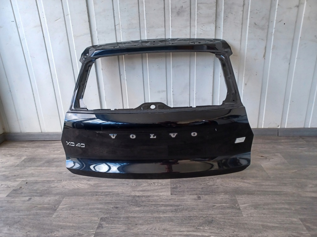 фото №1, Klapa----tył задняя ----volvo xc40 xc 40 2017-
