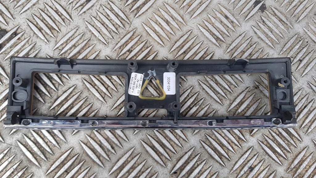 фото №5, Mercedes w203 захист рамка консолі панель приладів lift