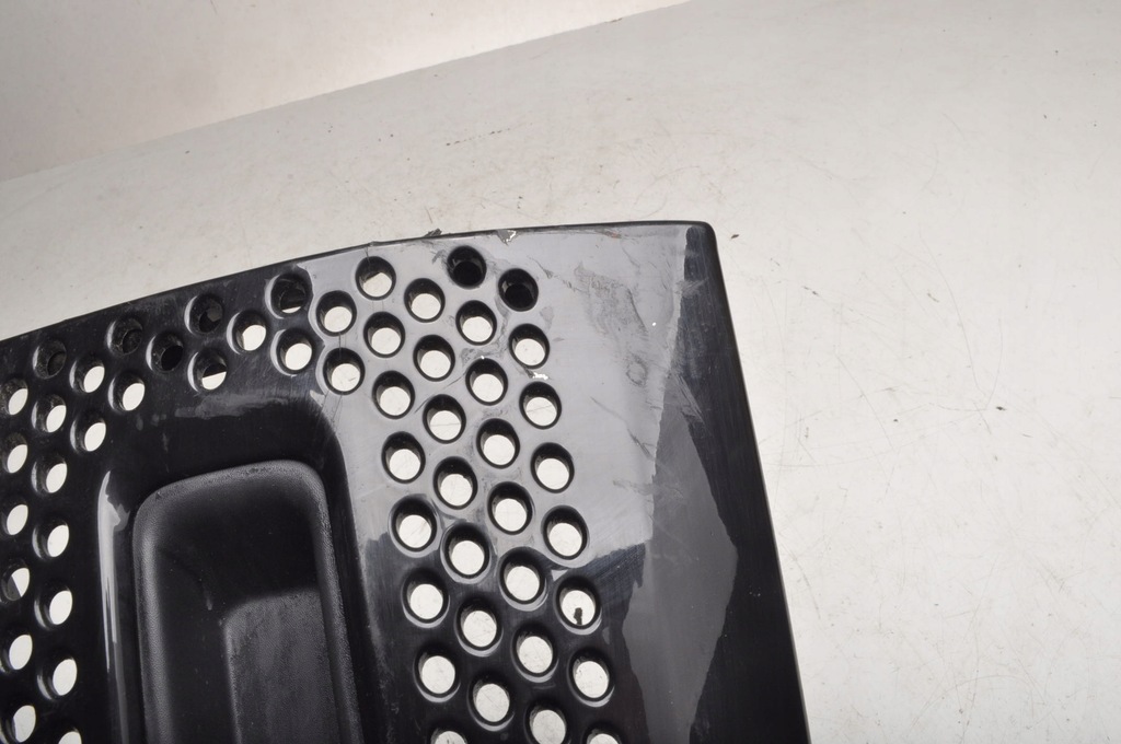 фото №9, Land rover defender l663 решётка бампера правая l8b2-15a298-c 21r