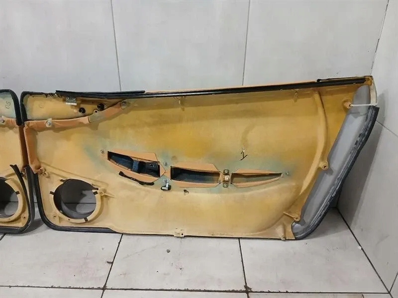 Карта дверей передніх ferrari 360 f131 657073 набір 2 панелі дверей передній Зі Шроту