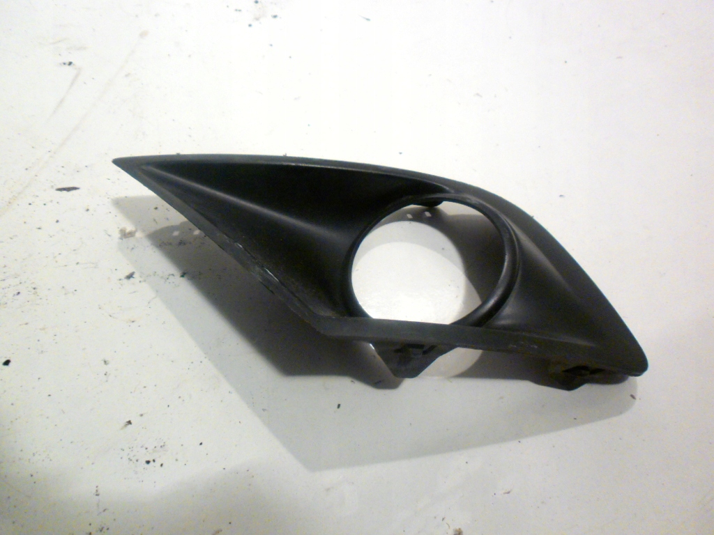 фото №1, Peugeot 207 lift права решітка протитуманної фари