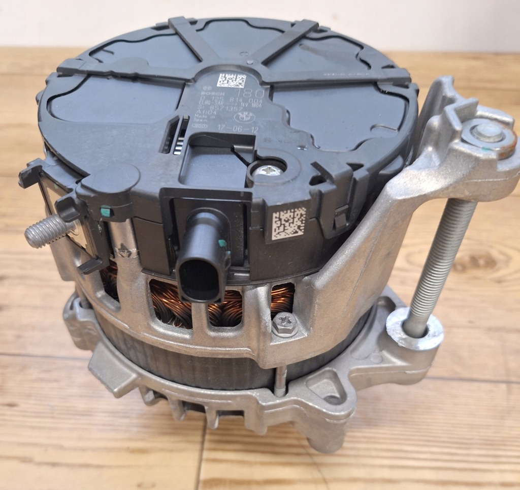 Купить Генератор rp bosch 180a bmw 1 f21 lci 3 f30 lci f31 lci f34 gt lci g20 g