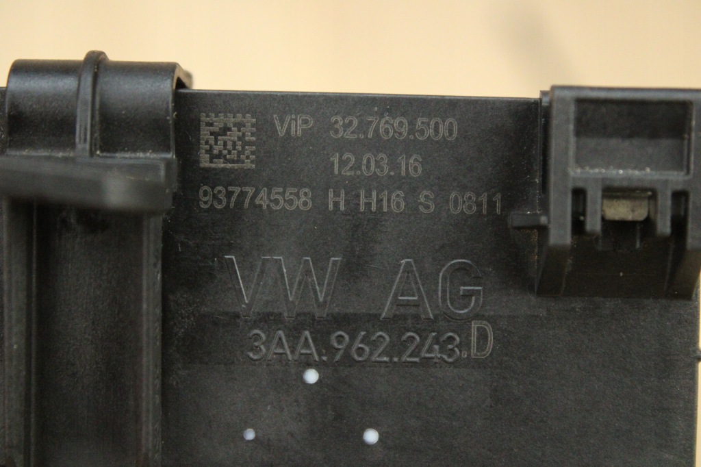 Оригинал  модуль блок управления датчик открывания крышки audi a7 c7 3aa962243d 32km! Цена