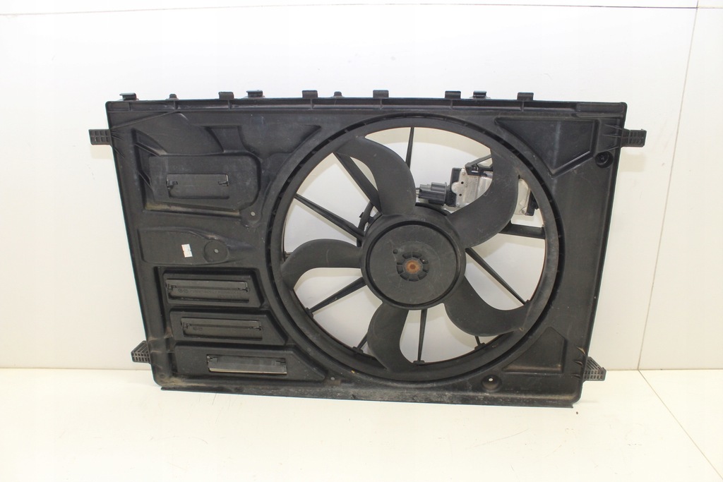 фото №1, Wrntylator радіатор volvo v40 ii 12-15r 2.0d