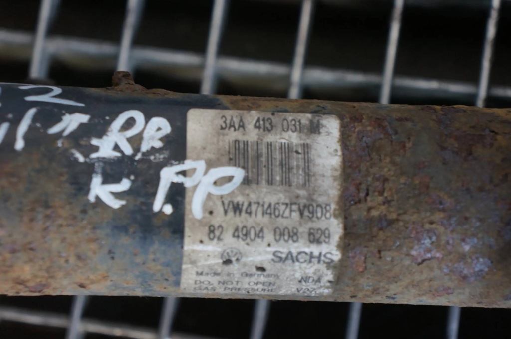 фото №7, Поворотний кулак амортизатор амортизаторна стійка права перед skoda superb ii 2.0 fl