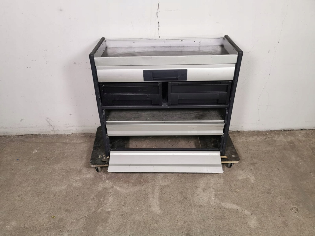 Обшивка сервісна warsztatowa regał автомобільний сервісний bott Недорого