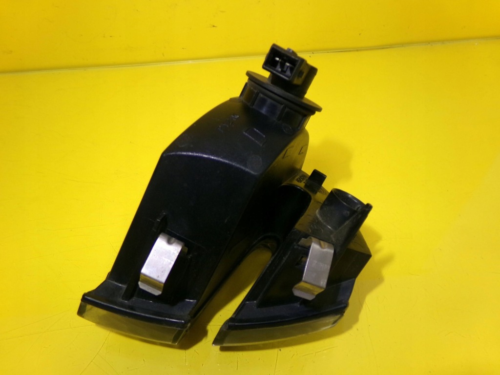 Поворотник поворотник правый перед alfa romeo 147 46756280 nr219 с Разборки