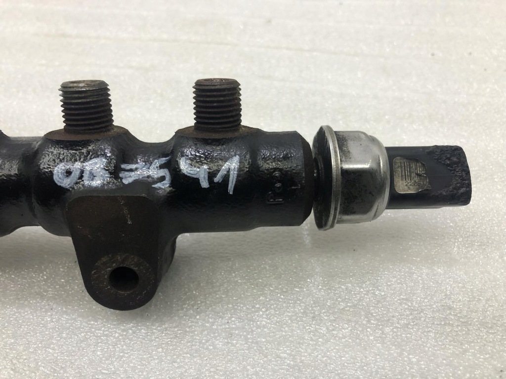 фото №10, Молдинг упорскування peugeot 207 9654592680 1.6hdi