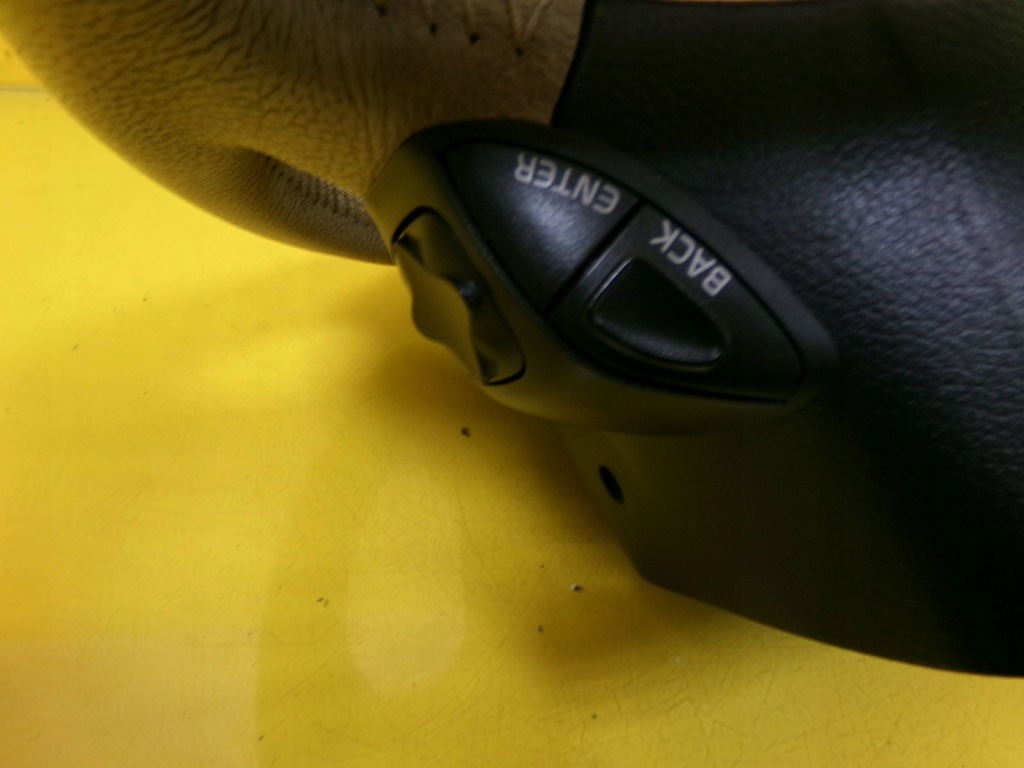 фото №13, Повітропровід шкіряний volvo xc70 30741877 nr81