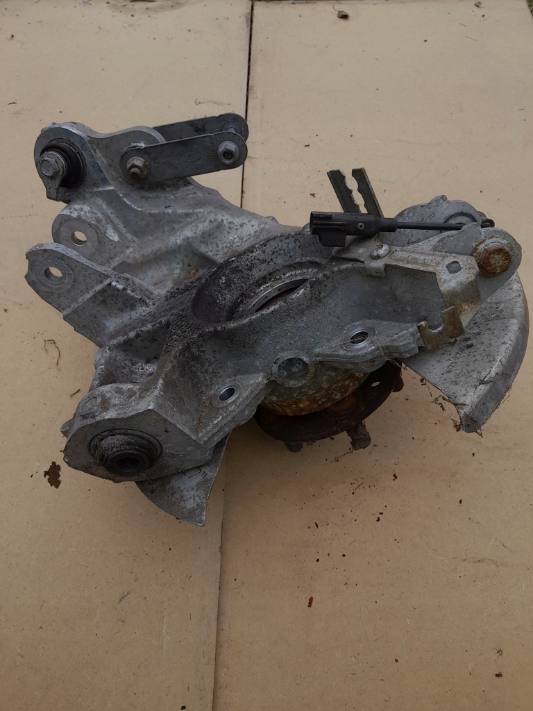 фото №2, Jaguar f-pace velar поворотный кулак ступица