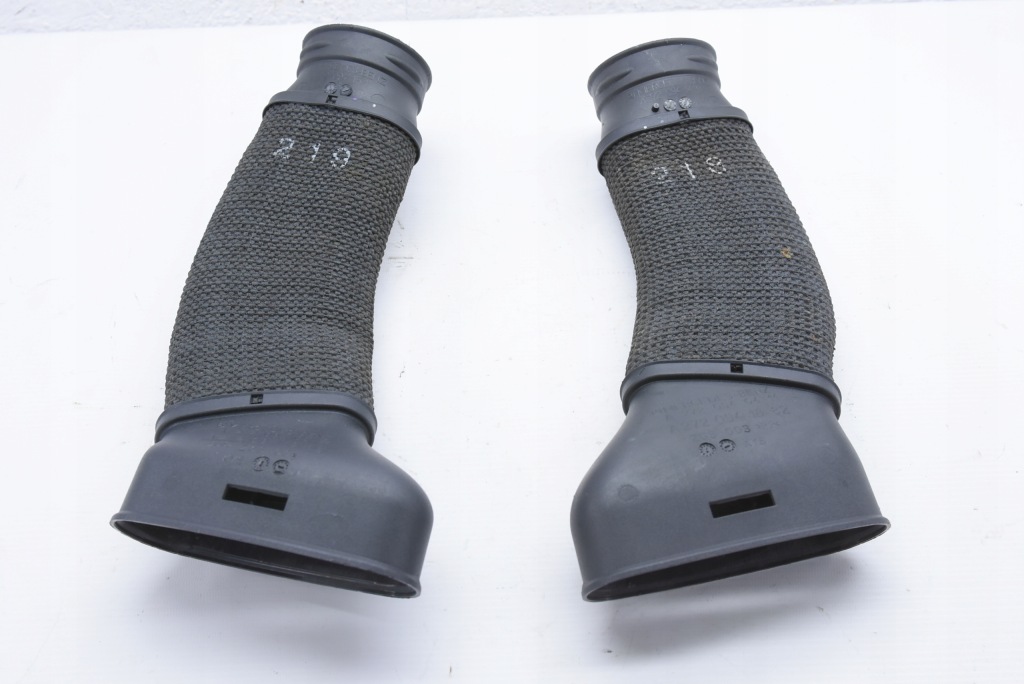 фото №1, Mercedes slk r171 w171 3.5 v6 труба воздухозаборник воздуха правый