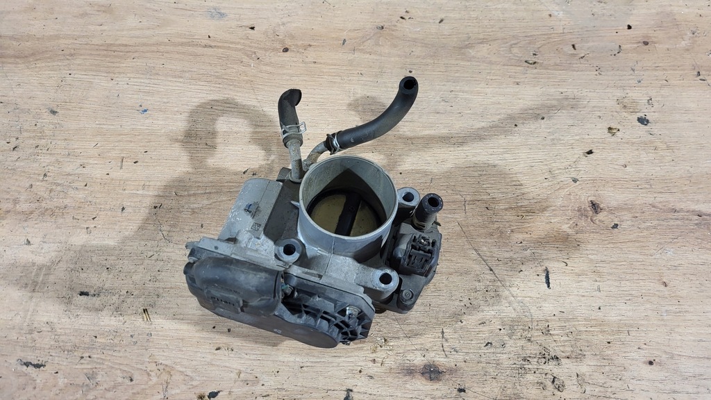 фото №8, Дросельна заслінка honda civic viii 8 ufo hb 5d 1,8