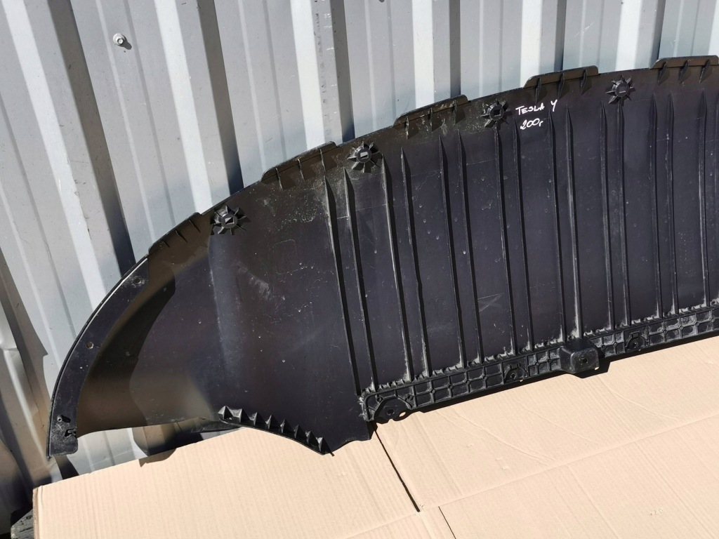 Tesla model y 21- плита захист pod бампер передній перед 1613579-00-a Зі Шроту