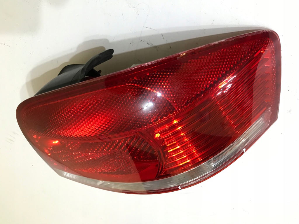 фото №6, Audi a3 8p 3 двері лампа права правий задня 8p0945096