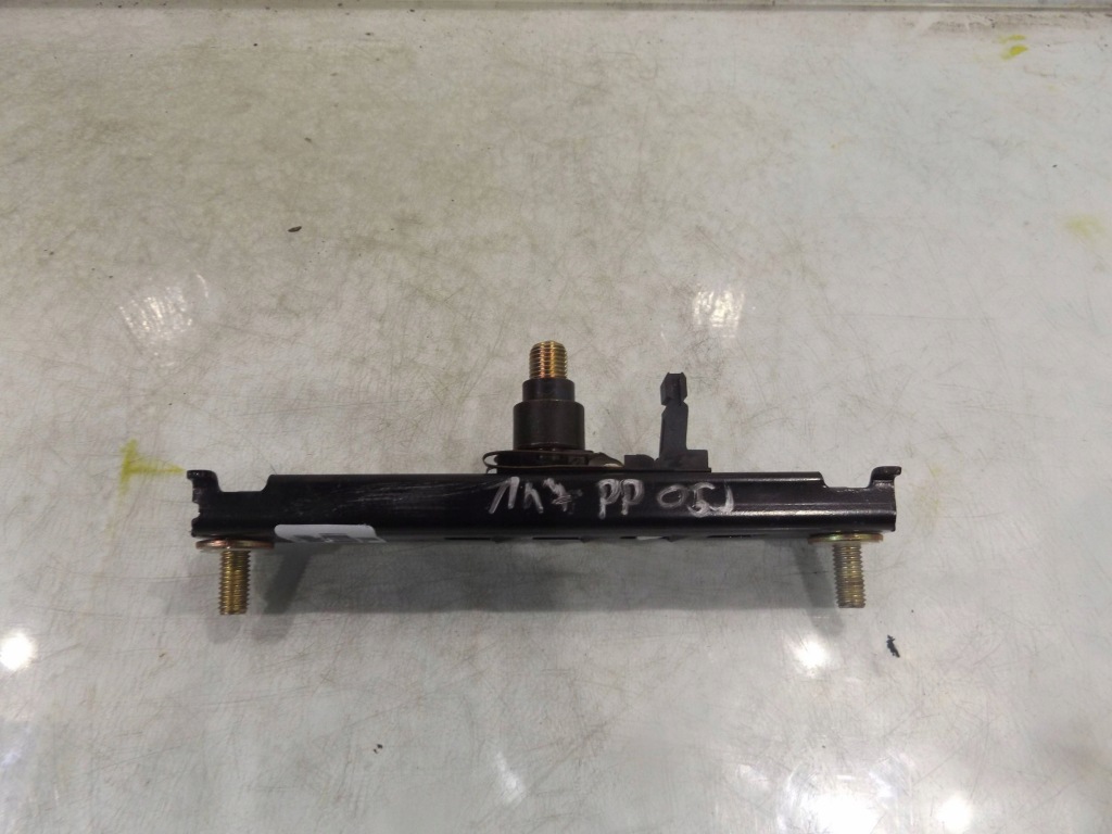 Купить Alfa 147 ползунок высоты поперечина правый перед