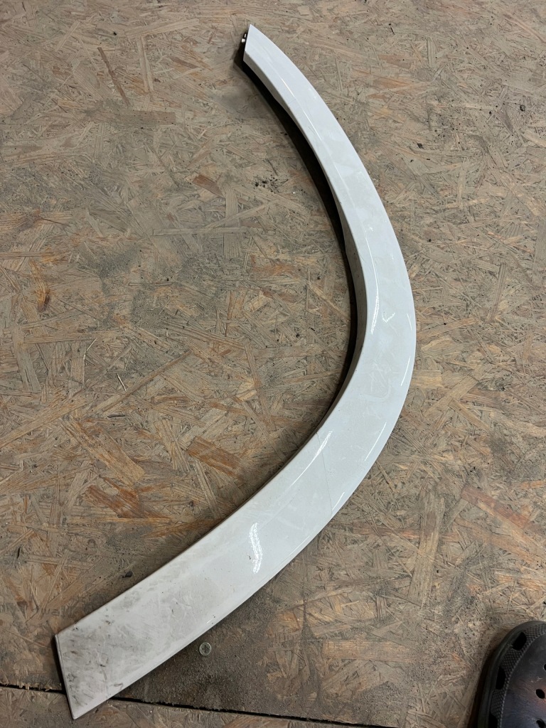 Купить Молдинг крыла левая передняя перед mercedes gle w167 a167 amg