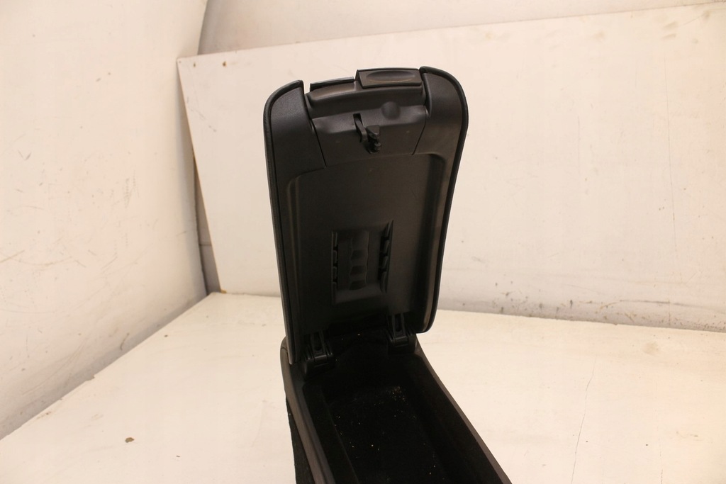 фото №5, Підлокітник тунель середній mercedes clk w209 lift